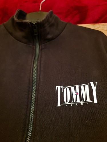 Schwarze sweatjacke von - sweatjacke,